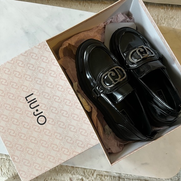 Liu Jo Loafers - Picture 1 of 7